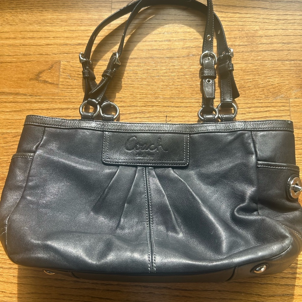 Coach Black Leather Shoulder Bag